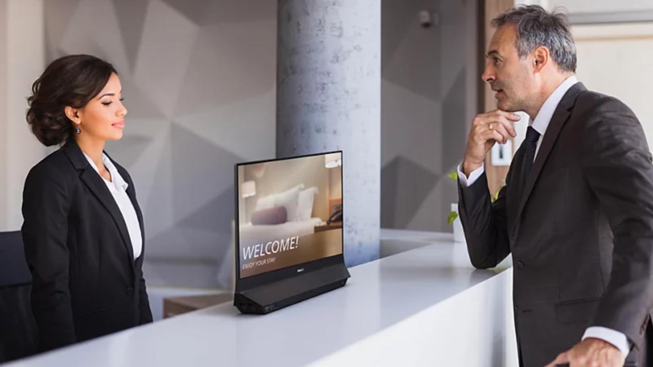 This is the world’s first dual-sided monitor with recto verso displays — Philips sticks two full HD panels back-to-back