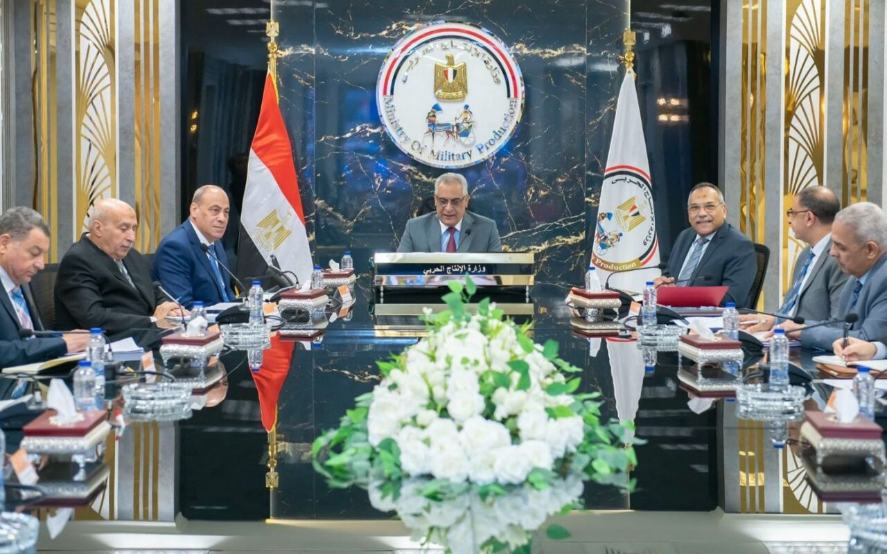 Military production minister calls for expanding industrial cooperation to boost local manufacturing