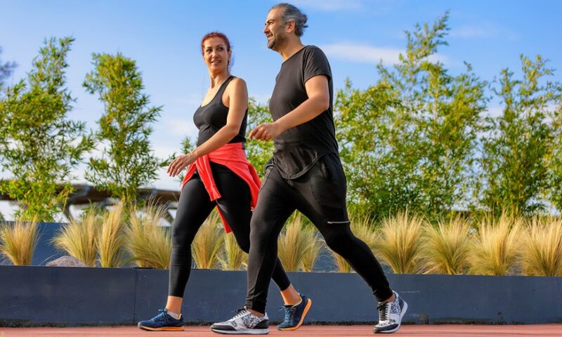 5 common walking mistakes that could hurt your progress, according to an expert