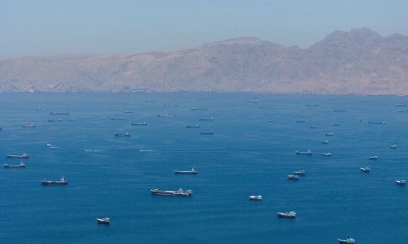 بيانات ملاحية: عدد أكبر من السفن غير المرتبطة بإيران تعبر هرمز