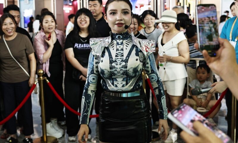 Less than 10% of Chinese public worried about AI destroying jobs: survey