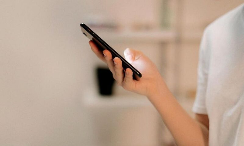 Is that traffic ticket text a scam or real?