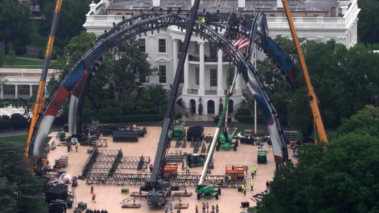 Trump builds massive arena at White House for birthday cage fight