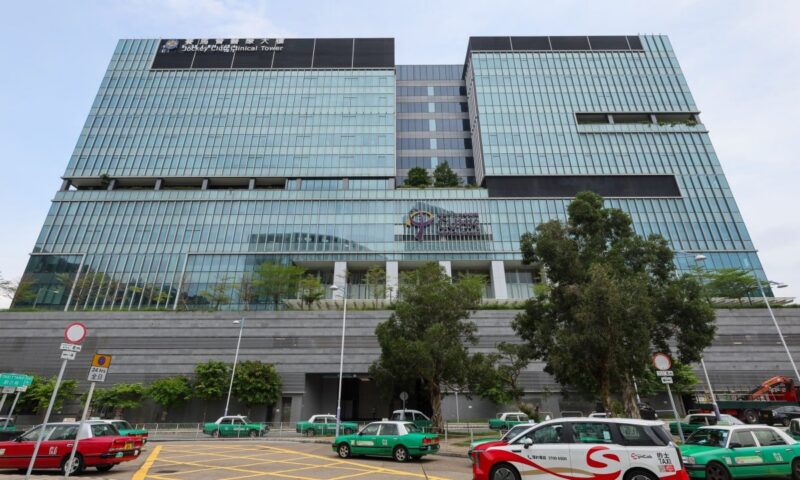 Taxpayers won’t lose out if medical centre pays off loan early, health chief says