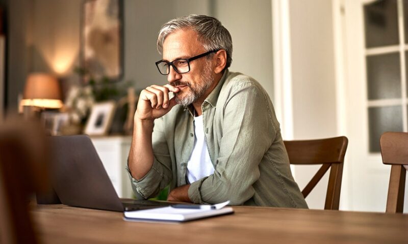 One type of sitting may pose greater dementia risk than another, study suggests