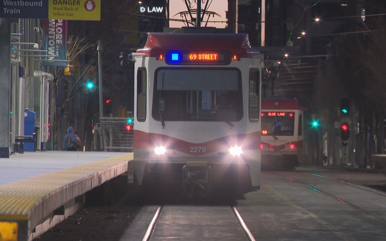 Advocates not buying that scrapping Calgary free fare zone will improve downtown safety