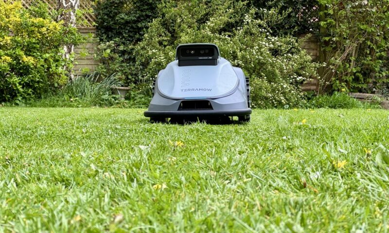 The TerraMow V1000 robot lawn mower is the perfect wire-free lawnbot for newbies and technophobes