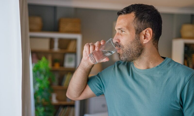 Filtered water at specific ages could add months to your lifespan decades later, new study finds