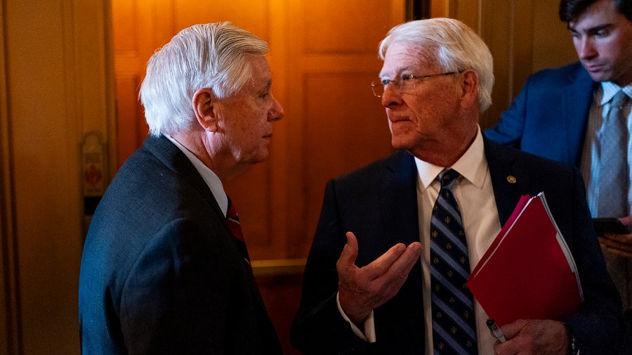 GOP Sens. Lindsey Graham, Roger Wicker blast reports of 60-day ceasefire deal with Iran