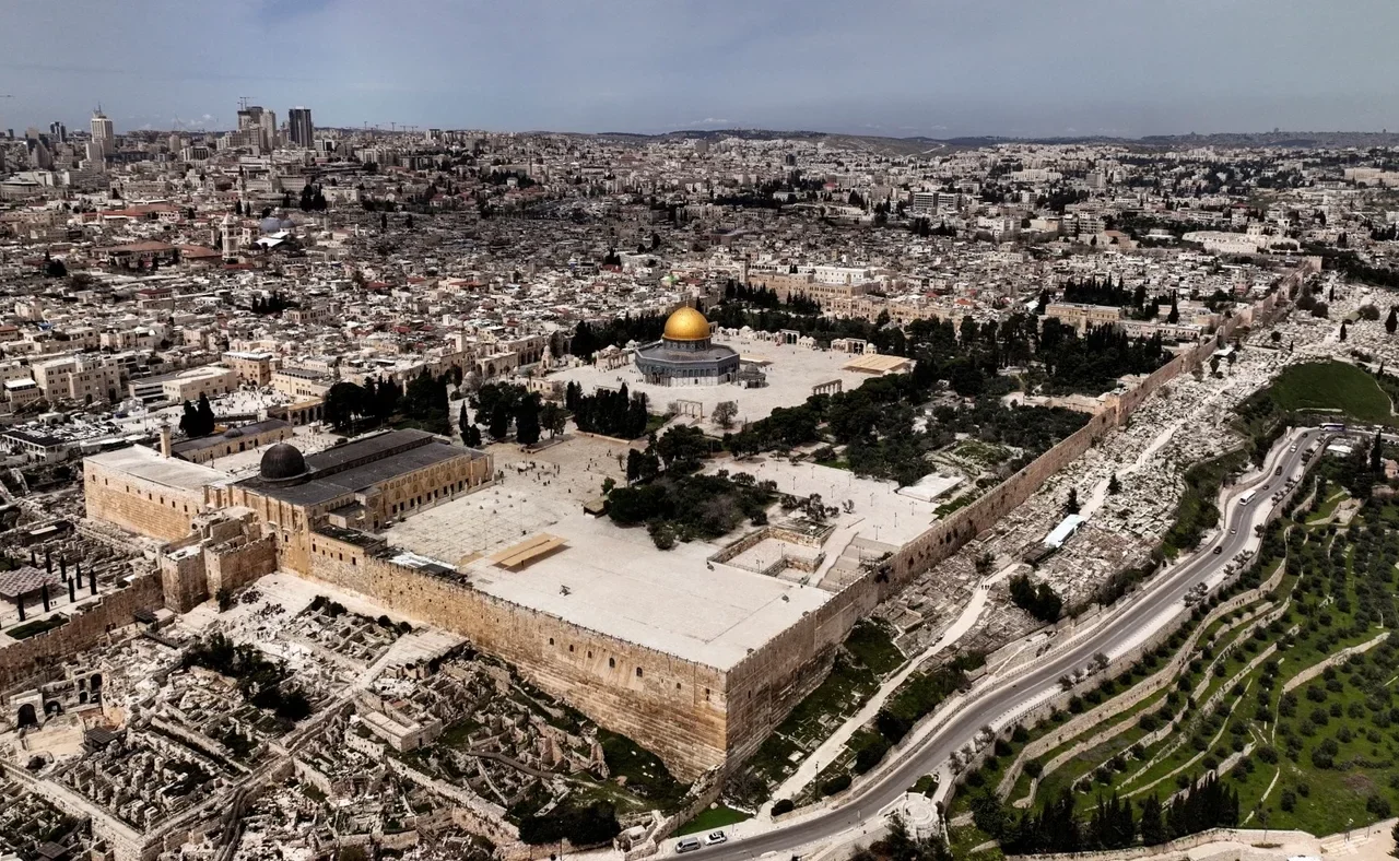 الكشف عن خطة أمريكية إسرائيلية لسحب وصاية الأردن على الأقصى واستبدالها بإدارة إسرائيلية 