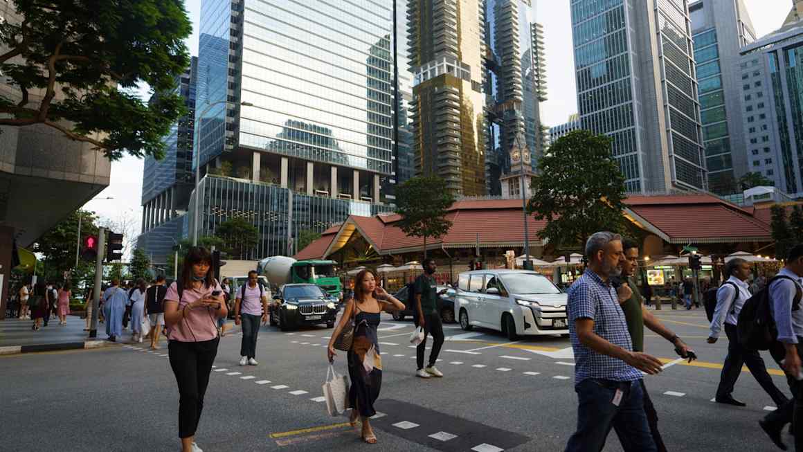 Singapore tells banks to speed up account openings for wealthy clients