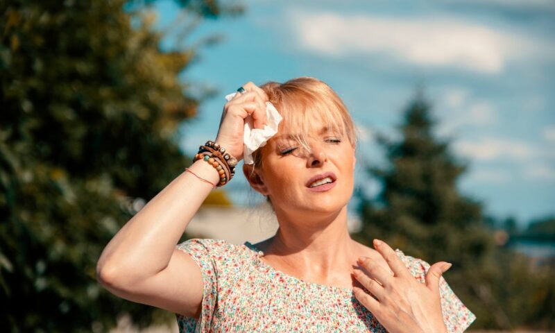 Why do heatwaves make us feel angry or anxious? Four ways to feel calmer when it’s hot