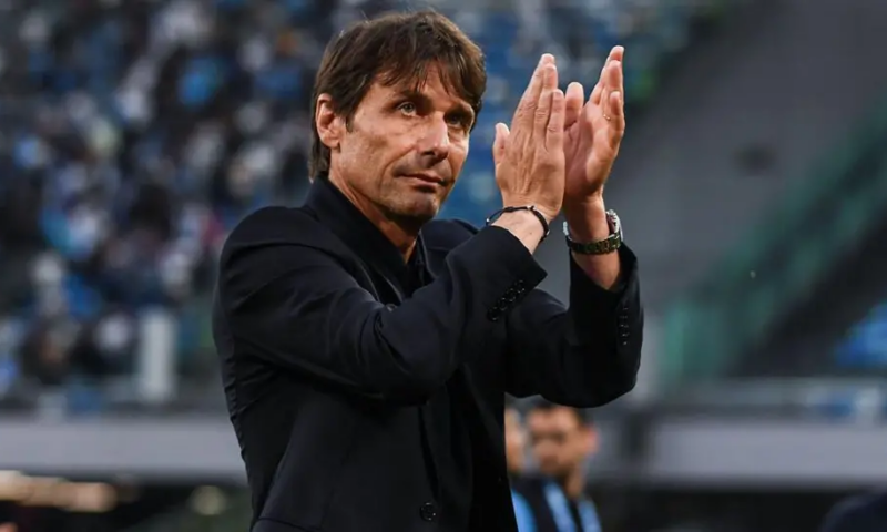 Conte to leave Napoli a year after winning Serie A