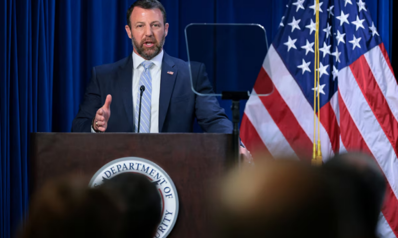 US draws up plans to halt immigration, customs processing at ‘sanctuary city’ airports