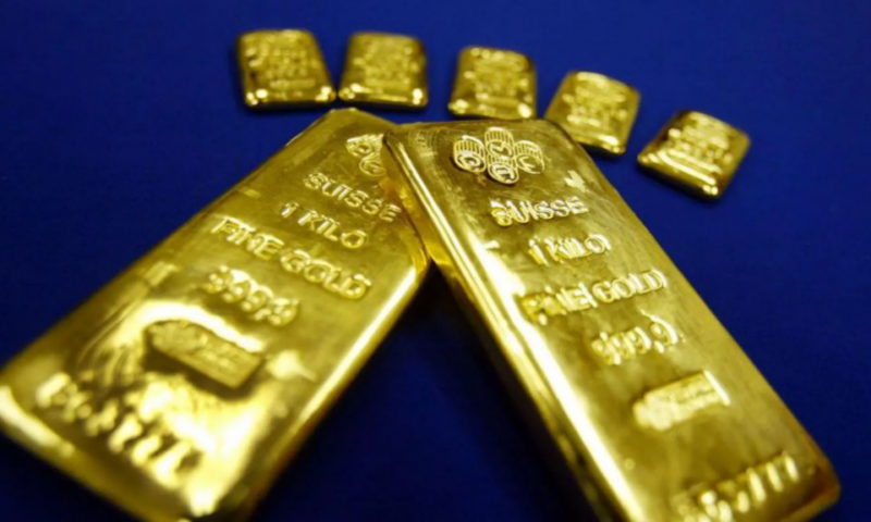 Ex-US government official arrested after $40m in gold bars found in home