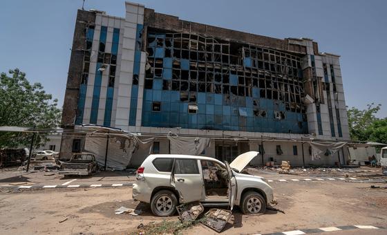 السودان – المبعوث الأممي يواصل تحركاته الإقليمية لدعم خفض التصعيد والتقدم نحو عملية سياسية