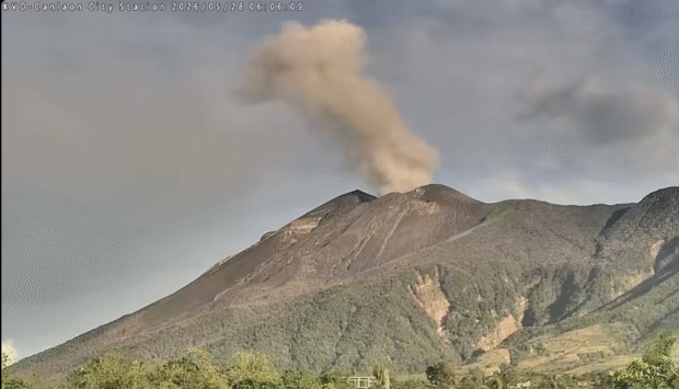 Kanlaon Volcano emits ash on Thursday – Phivolcs