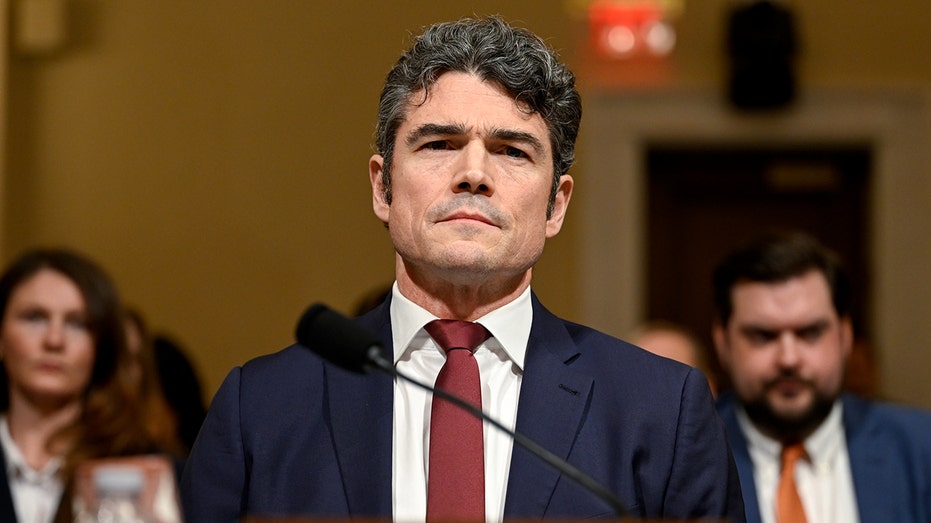 Ex-counterterrorism chief warns of ‘major problem’ that could force US ‘back into the war on Iran’s terms’