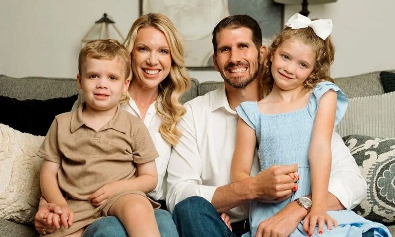 Trump-backed mortgage banker defeats pilot in GOP primary runoff to replace Wesley Hunt