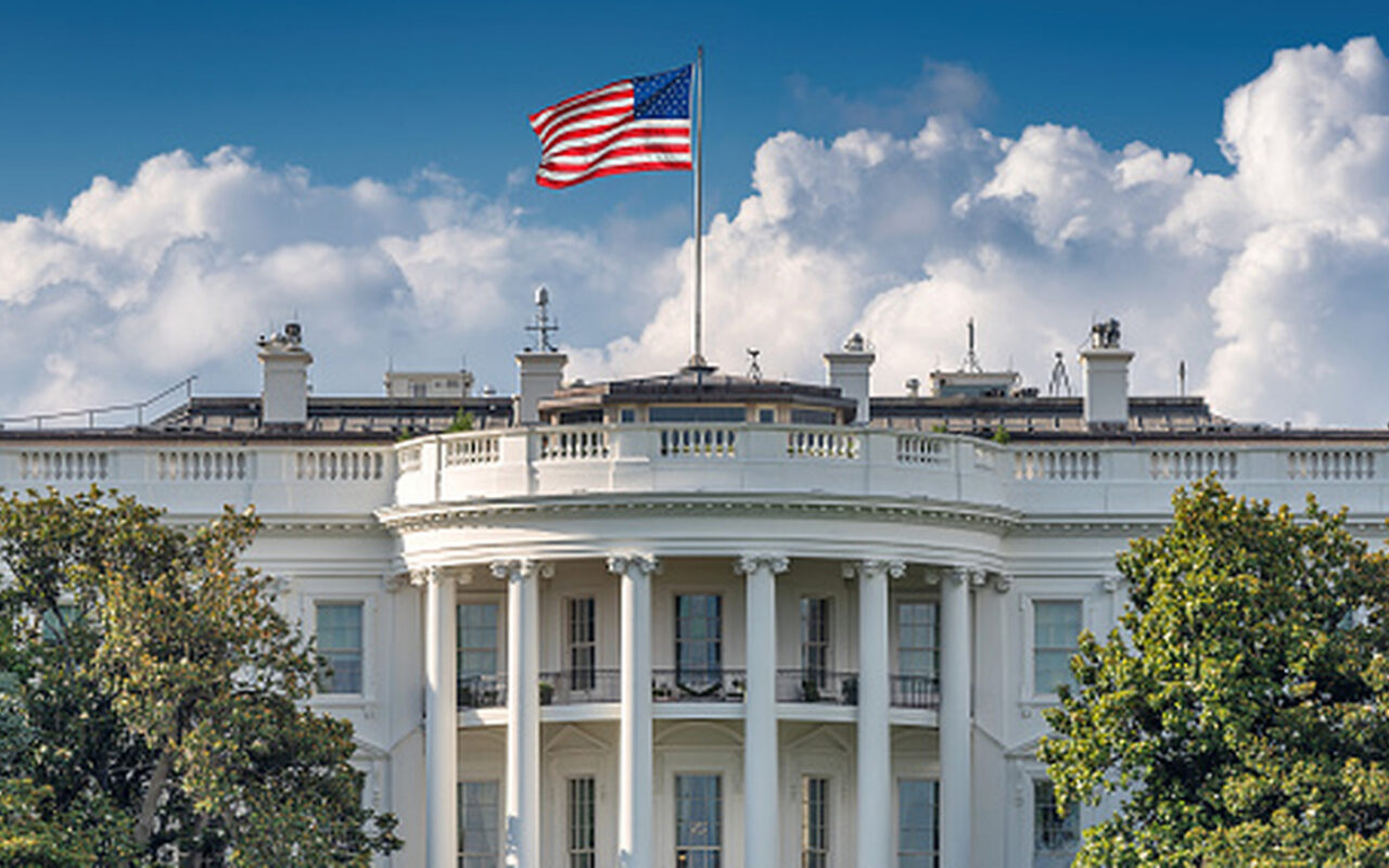 The White House is reportedly forcing its official app onto all government employee phones
