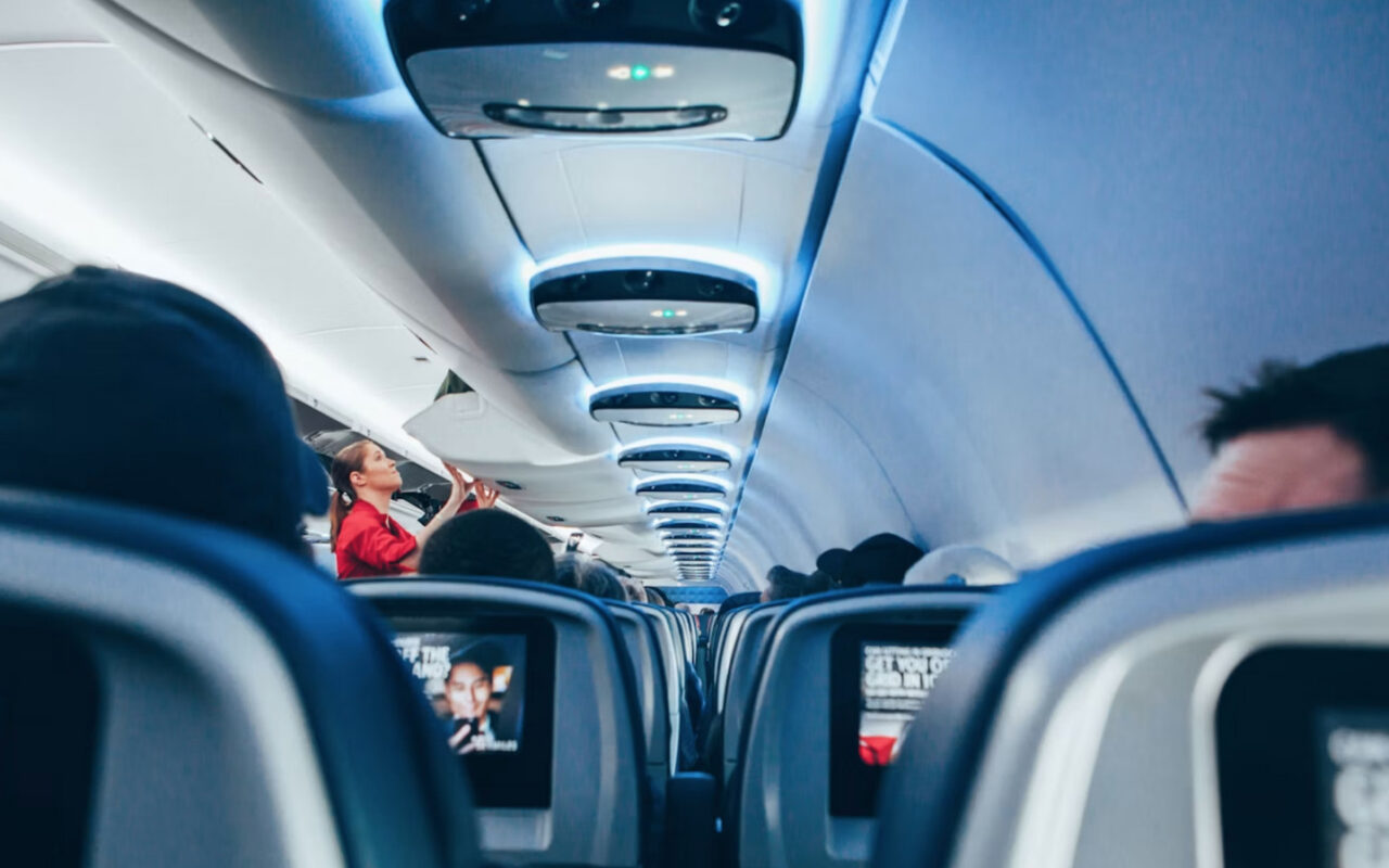 SpaceX’s Starlink will soon provide in-flight Wi-Fi for American Airlines