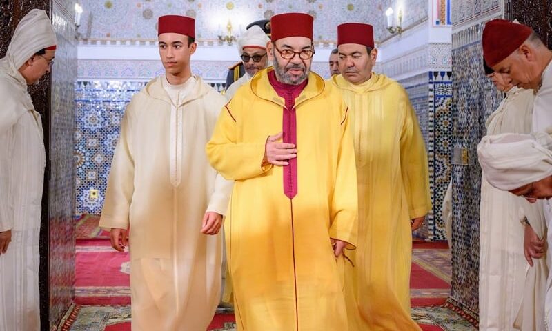 الملك يصدر عفوا على 1376 شخصا