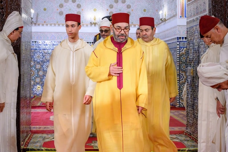 الملك يصدر عفوا على 1376 شخصا