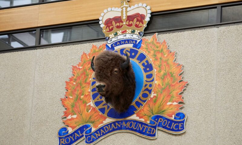 Suspect outstanding after 2 men shot on quad on northern Manitoba First Nation: RCMP