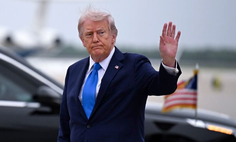 Trump convenes rare Camp David Cabinet meeting as Iran deal pressure grows