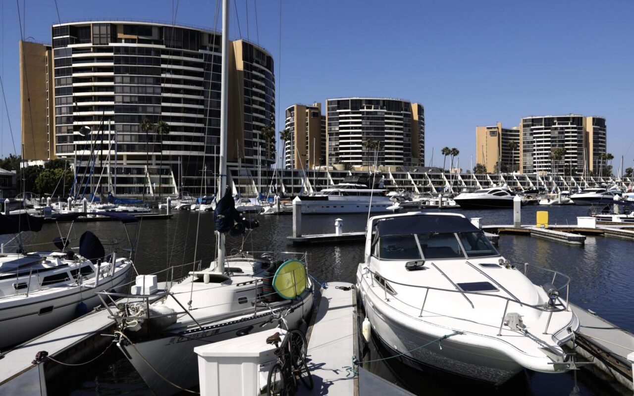 L.A.’s surging real estate prices have cooled, so why is nobody buying condos?