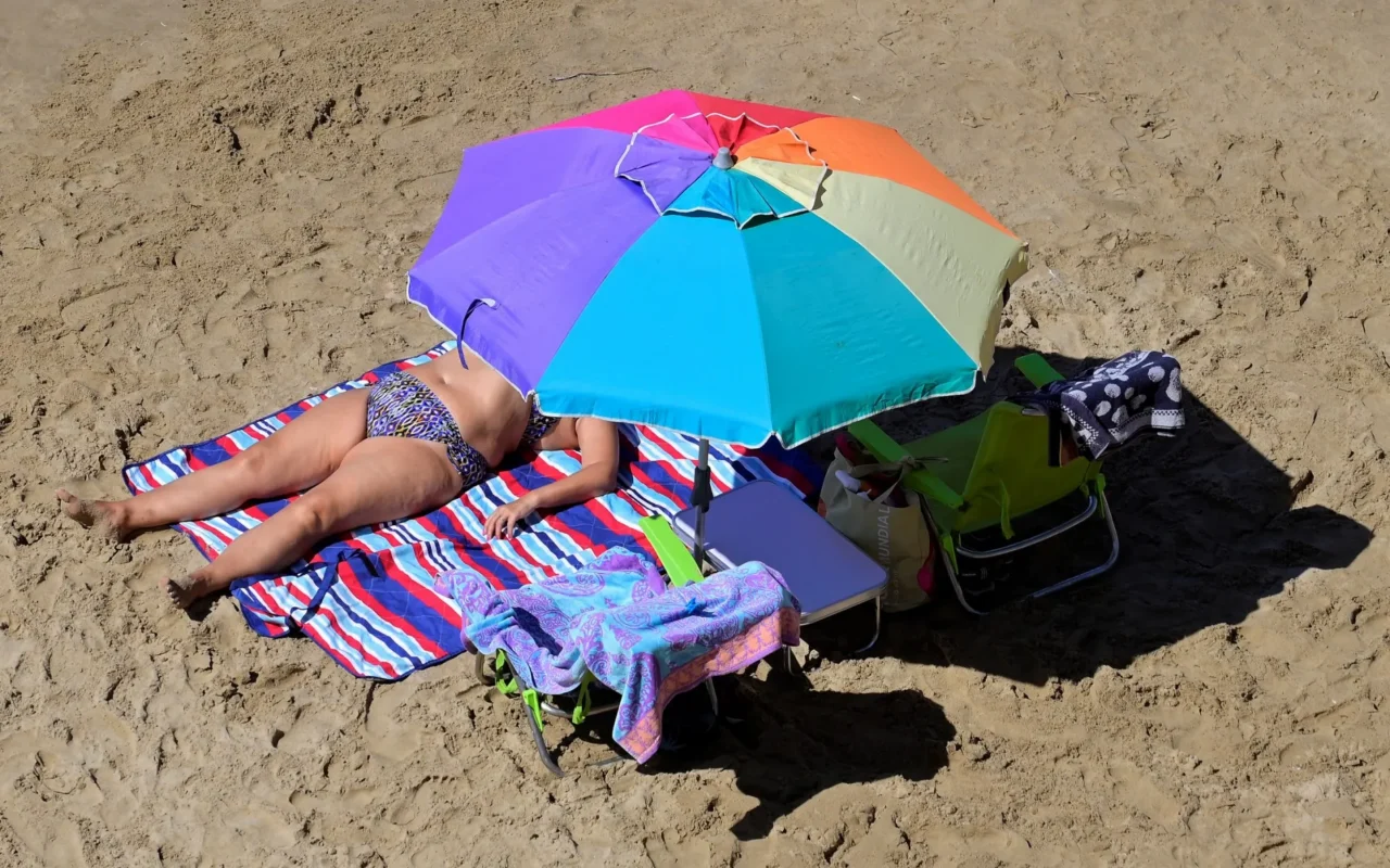 Spain to sizzle in abnormal May heat for another week