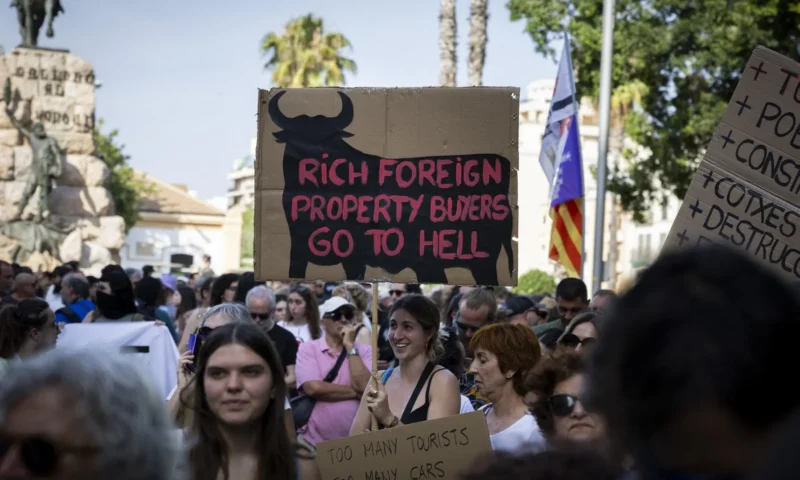 Foreign residents don’t outspend locals in Spain’s housing market, non-residents do