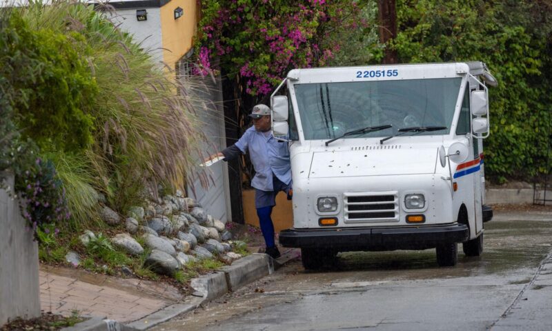 Los Angeles tops nation in dog attacks on postal workers, again
