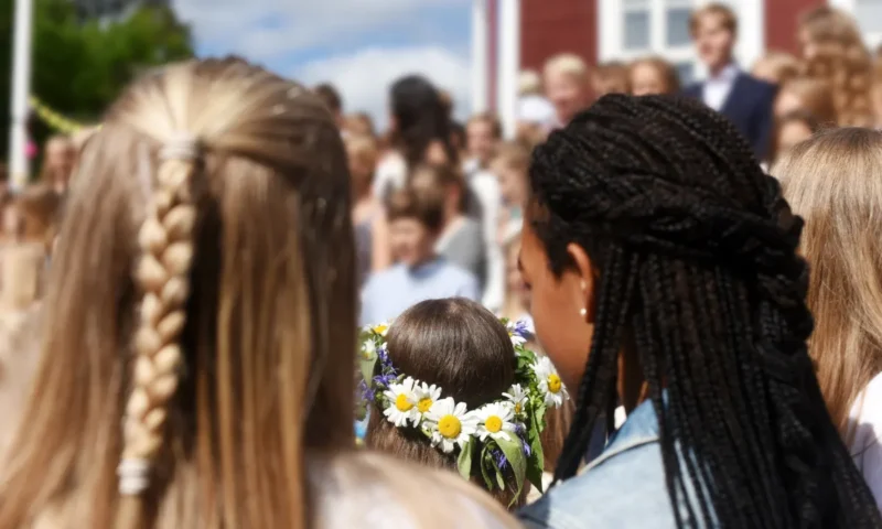 Swedish municipalities (at least some) ban end-of-term gifts for teachers