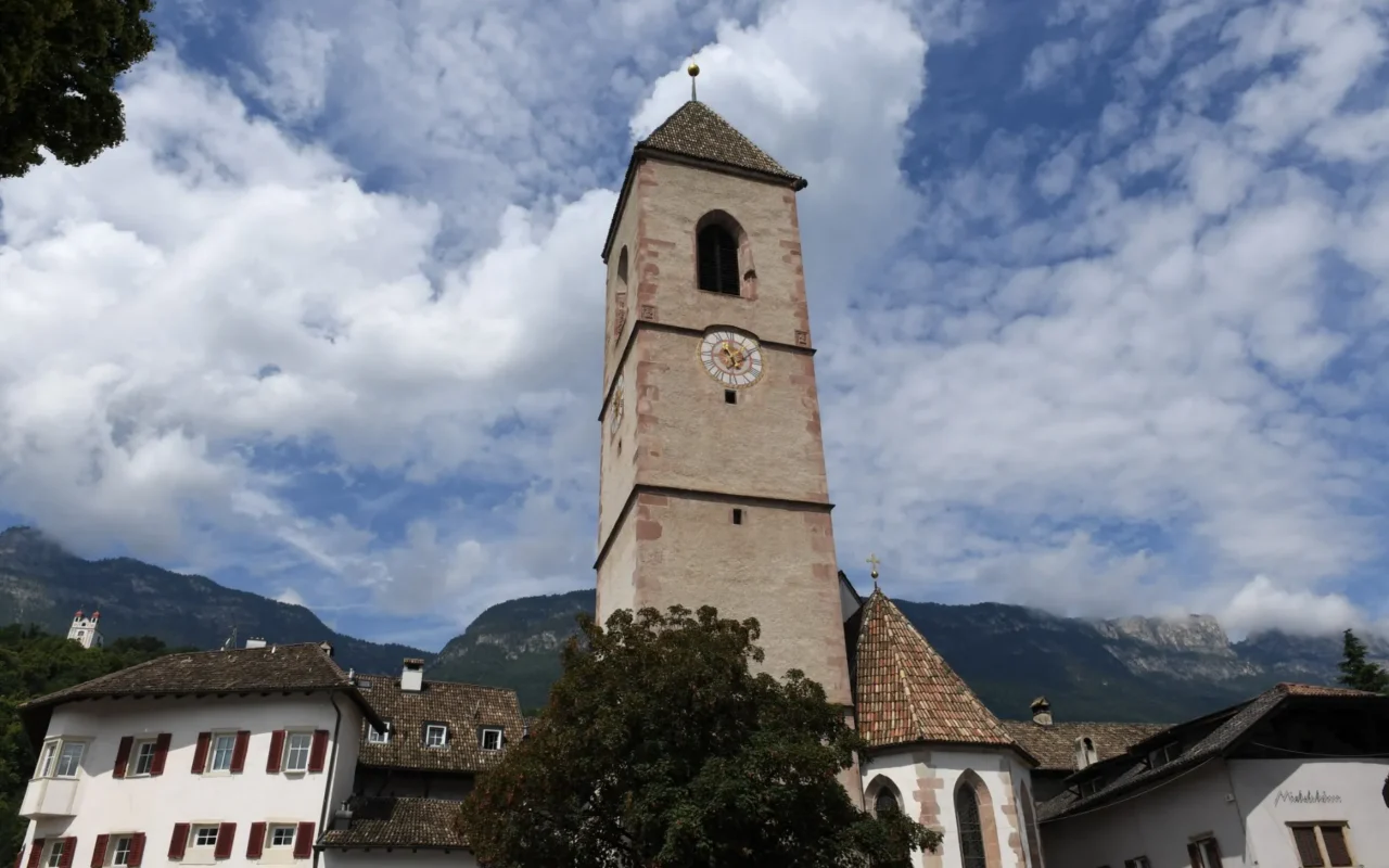 Why isn’t Pentecost Monday a public holiday in Italy?