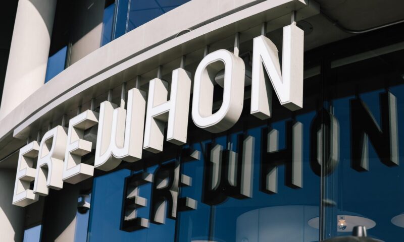 Erewhon opens new Southern California location
