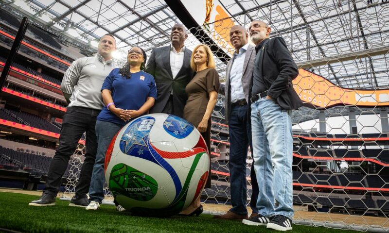 Hiltzik: U.S. World Cup hotel bookings are disappointing, and Trump is a major reason