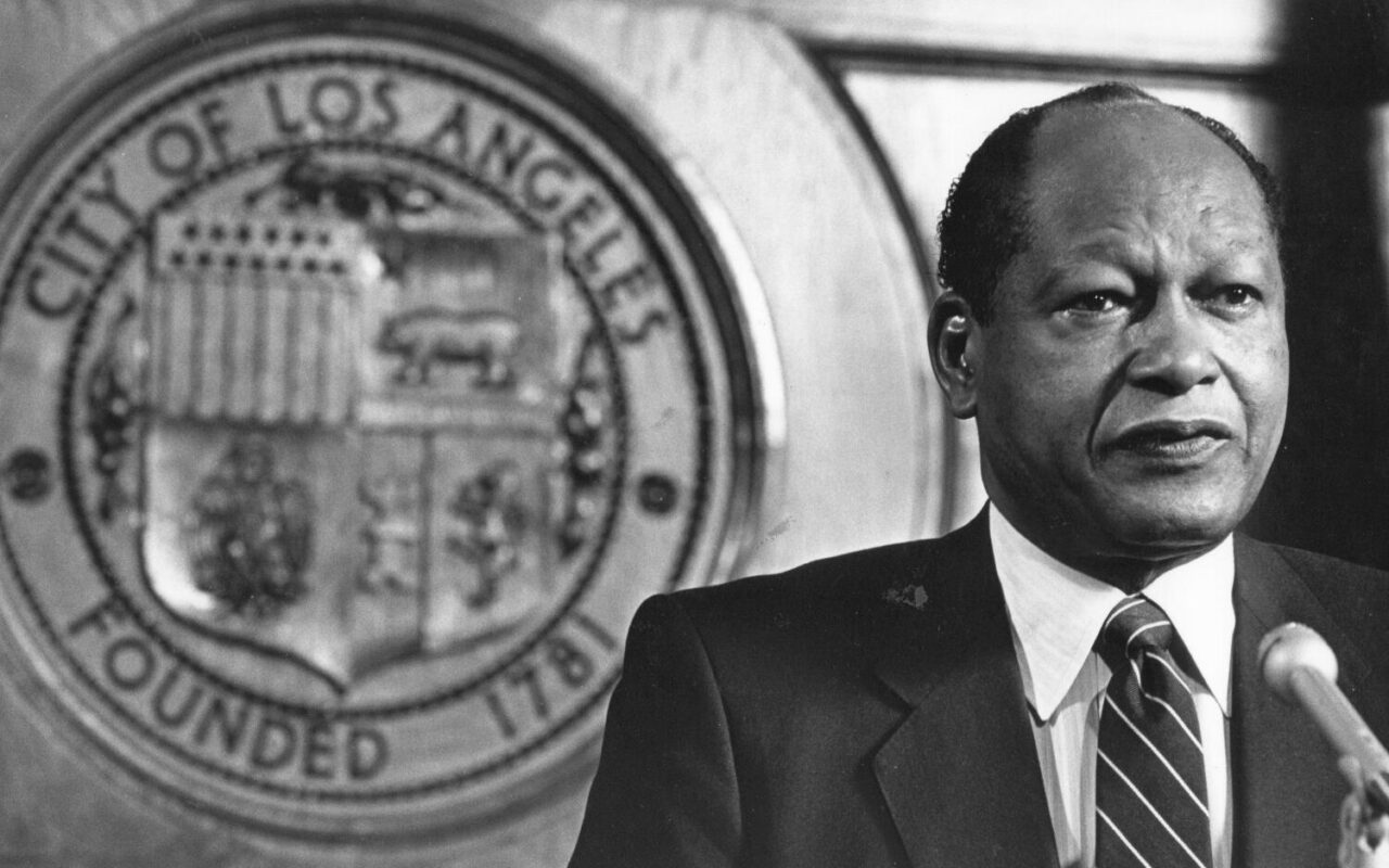 L.A. politics fractures amid dissatisfaction, frayed alliances, generational conflict