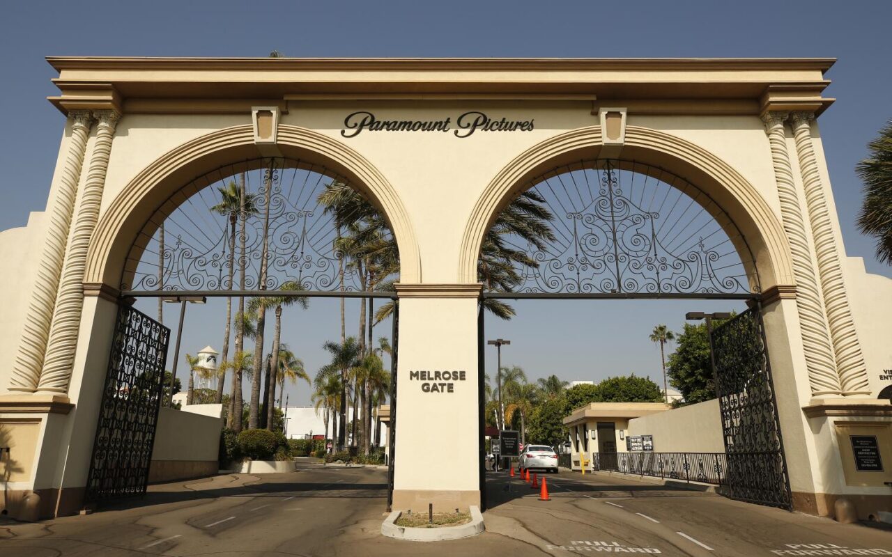 Consumers sue to block Paramount-Warner Bros. deal