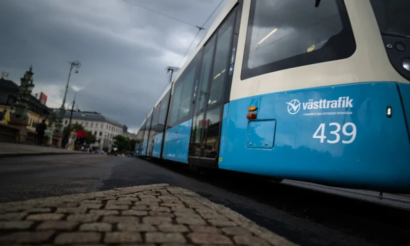 Self-driving bus in Gothenburg crashes with tram on first day