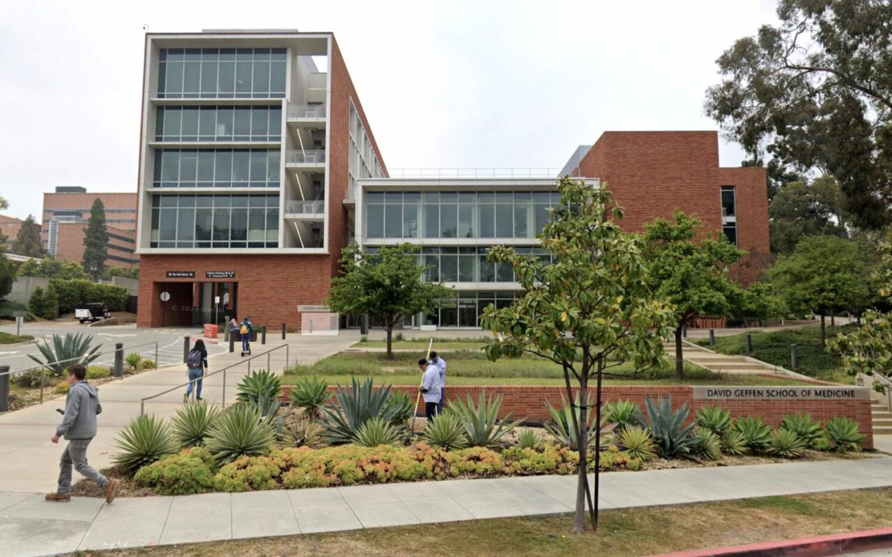 Hiltzik: Justice Department attack on UCLA and other med schools shows it has no idea what makes a good doctor