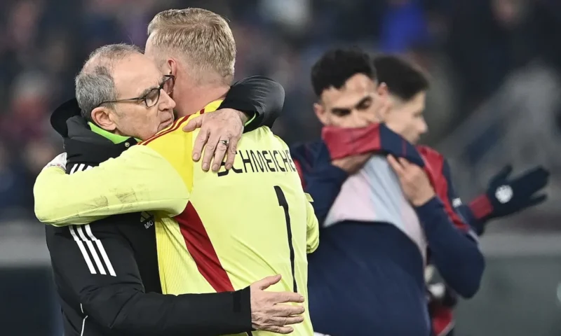 Danish footballer Schmeichel hangs up gloves due to injury