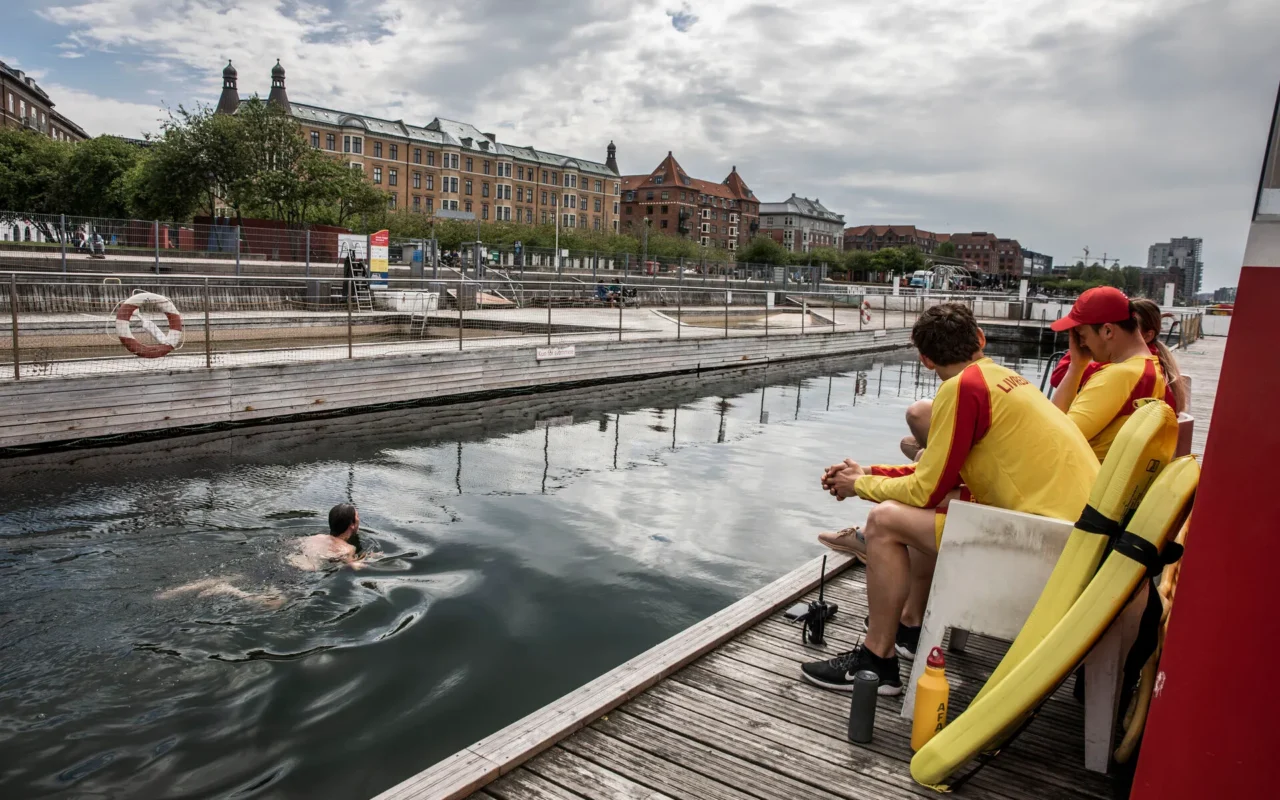 How to learn to swim as an adult in Denmark