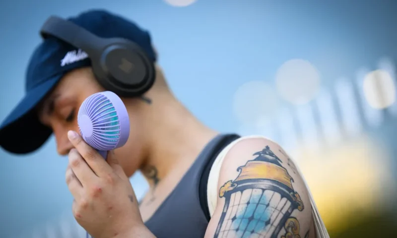 Temperatures predicted to reach 37C on Wednesday as 400 French towns break records