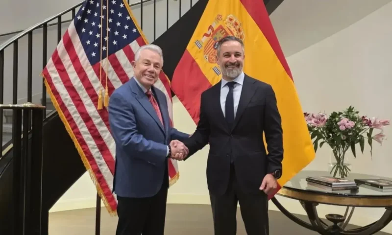 Spain’s far-right leader meets US Ambassador to discuss government ‘corruption’