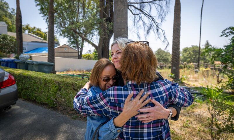 Altadena’s latest roadblock to rebuilding: Sewage