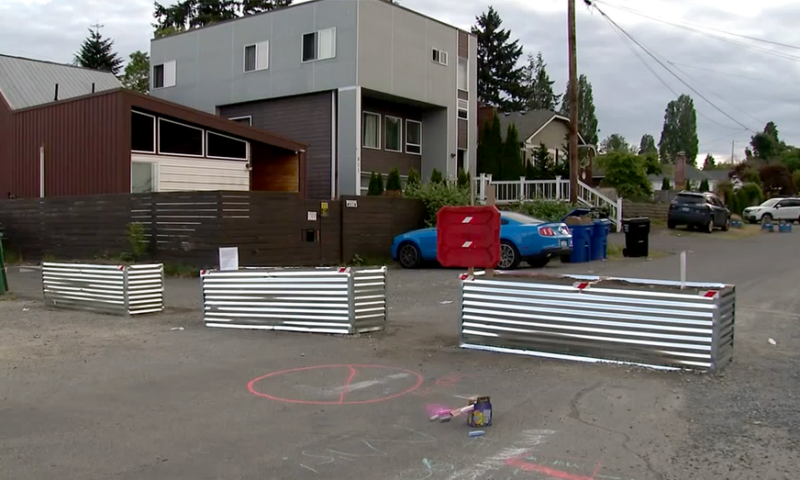 Terrified residents in crime-plagued blue city throw up giant barricades to stop chaos