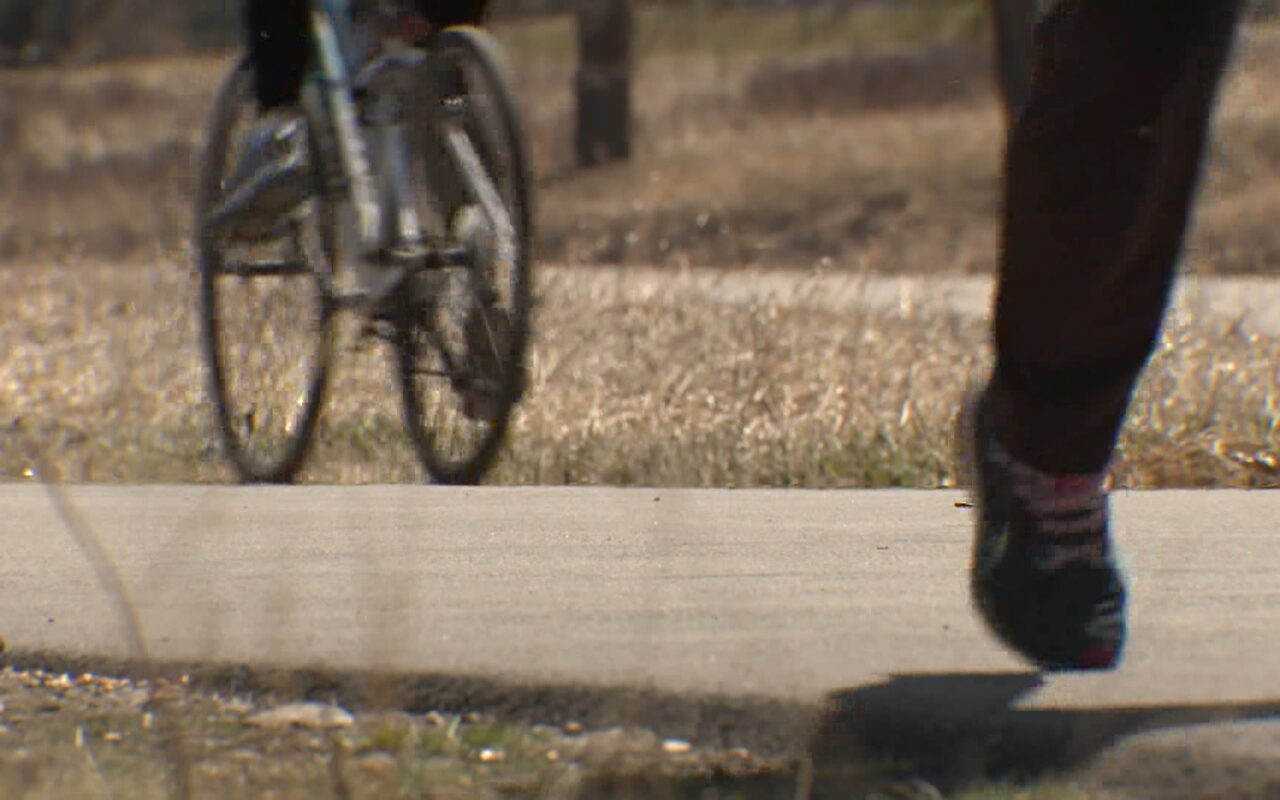 Calgary police ask for public’s help identifying sex assault suspect