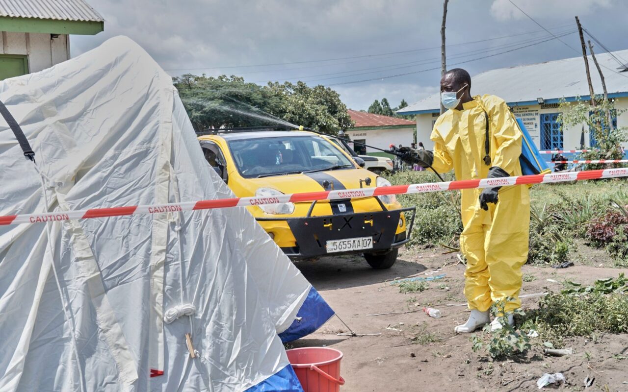 Suspected Ebola cases reach 600 and more expected – WHO