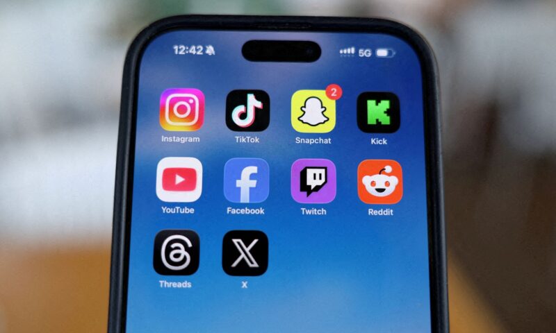 Social media firms need to prove platforms are safe before children can use them, campaigners urge PM